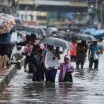 75 ਸਾਲਾਂ ’ਚ ਸਭ ਤੋਂ ਪਹਿਲਾਂ ਪੁੱਜੇ ਮੌਨਸੂਨ ਨਾਲ ਮੁੰਬਈ ਜਲਥਲ