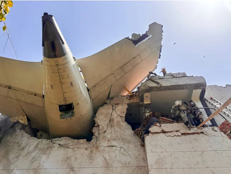 Air India Plane Crash: ਹਾਦਸੇ ’ਚ ਮੌਤਾਂ ਬਾਰੇ ਸਰਕਾਰ ਨੇ ਚੁੱਪ ਧਾਰੀ; ਪੀੜਤਾਂ ਦੀ ਪਛਾਣ ਲਈ ਹੋਣਗੇ DNA ਟੈਸਟ