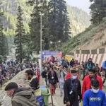 ਪਵਿੱਤਰ ਅਮਰਨਾਥ ਗੁਫ਼ਾ ਦੇ ਦਰਸ਼ਨਾਂ ਲਈ 6,400 ਹੋਰ ਸ਼ਰਧਾਲੂ ਰਵਾਨਾ
