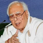 ਚੋਣ ਕਮਿਸ਼ਨ ਹਮੇਸ਼ਾ ਮੋਦੀ ਸਰਕਾਰ ਦੇ ਹੱਥਾਂ ਦੀ ‘ਕਠਪੁਤਲੀ’ ਰਿਹਾ: ਸਿੱਬਲ