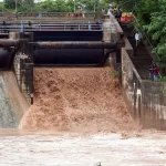 ਚੰਡੀਗੜ੍ਹ: ਪਾਣੀ ਦਾ ਪੱਧਰ ਵਧਣ ਕਾਰਨ ਸੁਖਨਾ ਝੀਲ ਦੇ ਫਲੱਡ ਗੇਟ ਖੋਲ੍ਹੇ