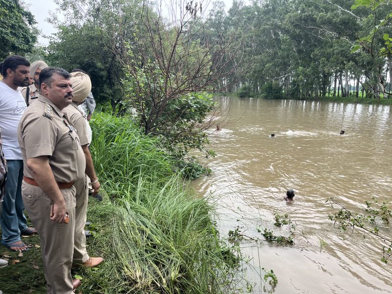 ਸ਼ਰਧਾਲੂਆਂ ਨਾਲ ਭਰਿਆ ਟੈਂਪੂ ਨਹਿਰ ’ਚ ਡਿੱਗਿਆ, 8 ਮੌਤਾਂ