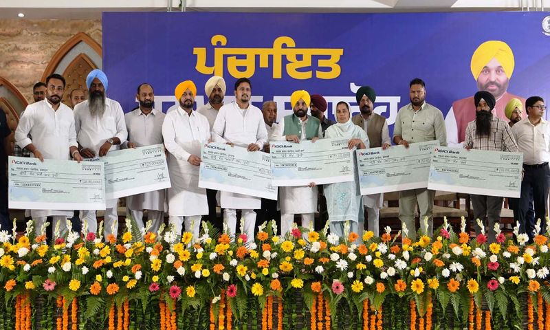 ਮੁੱਖ ਮੰਤਰੀ ਨੇ ਧੂਰੀ ਦੇ ਪਿੰਡਾਂ ਨੂੰ 31.30 ਕਰੋੜ ਦੀ ਗ੍ਰਾਂਟ ਵੰਡੀ