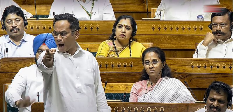 ਪ੍ਰਧਾਨ ਮੰਤਰੀ ਨੇ ਕਿਸ ਦੇ ਅੱਗੇ ਆਤਮ-ਸਮਰਪਣ ਕੀਤਾ: ਗੋਗੋਈ