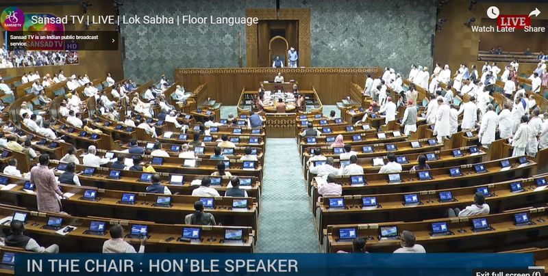 ਪਹਿਲਗਾਮ ਦਹਿਸ਼ਤੀ ਹਮਲੇ ਤੇ ਅਪਰੇਸ਼ਨ ਸਿੰਧੂਰ ਨੂੰ ਲੈ ਕੇ ਲੋਕ ਸਭਾ ਵਿਚ ਹੰਗਾਮਾ, ਸਦਨ ਦੀ ਕਾਰਵਾਈ 12 ਵਜੇ ਤੱਕ ਮੁਲਤਵੀ