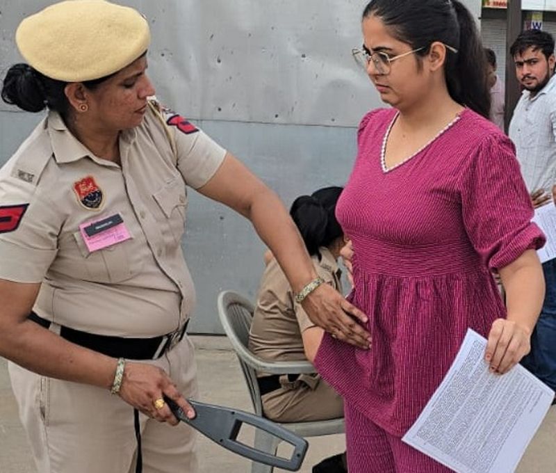 Haryana CET 2025: ਪ੍ਰੀਖਿਆ ਕੇਂਦਰਾਂ ਵਿਚ ਸੁਰੱਖਿਆ ਦੇ ਪੁਖਤਾ ਪ੍ਰਬੰਧ, ਰੁਮਾਲ ਤੱਕ ਲਿਜਾਣ ਦੀ ਮਨਾਹੀ