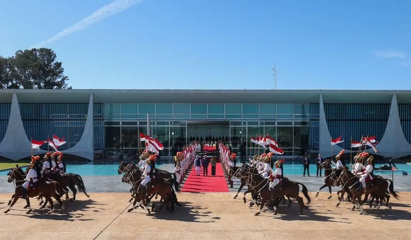 ਬ੍ਰਾਜ਼ੀਲ ਪੁੱਜੇ ਪ੍ਰਧਾਨ ਮੰਤਰੀ ਮੋਦੀ ਦਾ 114 ਘੋੜਿਆਂ ਨਾਲ ਰਸਮੀ ਸਵਾਗਤ