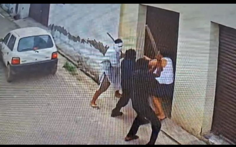 ਨਕਾਬਪੋਸ਼ ਵਿਅਕਤੀਆਂ ਵੱਲੋਂ ਬੈਂਕ ਮੈਨੇਜਰ ਤੇ ਜਾਨਲੇਵਾ ਹਮਲਾ