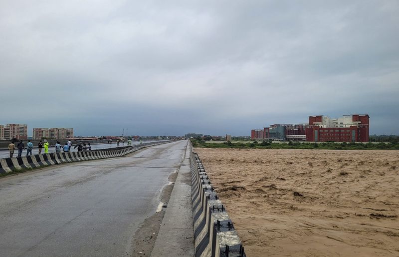 ਮੀਂਹ ਕਰਕੇ ਜੰਮੂ ਡਿਵੀਜ਼ਨ ਵਿਚ 22 ਰੇਲਗੱਡੀਆਂ ਰੱਦ