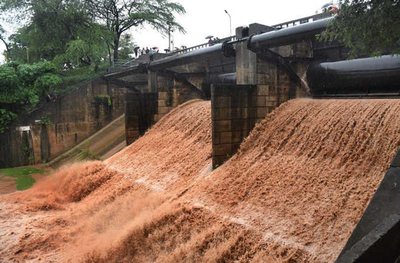 ਚੰਡੀਗੜ੍ਹ ਵਿੱਚ ਸੁਖਨਾ ਝੀਲ ਦੇ ਫਲੱਡ ਗੇਟ 6ਵੀਂ ਵਾਰ ਖੋਲ੍ਹੇ