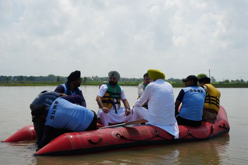 ਹੜ੍ਹਾਂ ਦੀ ਮਾਰ: ਪੰਜਾਬ ’ਚ ਇੱਕ ਲੱਖ ਏਕੜ ਫ਼ਸਲ ਡੁੱਬੀ