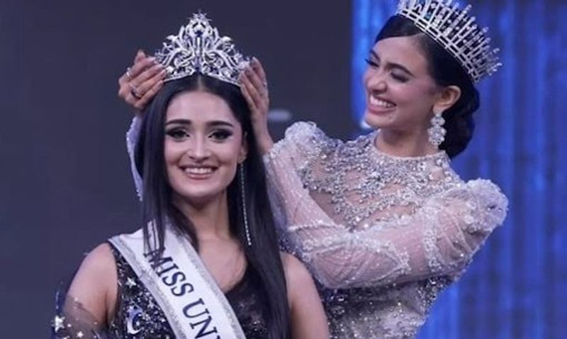 ਸ੍ਰੀਗੰਗਾਨਗਰ ਦੀ ਮਨਿਕਾ ਵਿਸ਼ਵਕਰਮਾ ਬਣੀ ਮਿਸ ਯੂਨੀਵਰਸ ਇੰਡੀਆ 2025