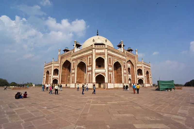 ਨਿਜ਼ਾਮੂਦੀਨ ਇਲਾਕੇ ’ਚ ਹੁਮਾਯੂੰ ਮਕਬਰੇ ਨੇੇੜੇ ਦਰਗਾਹ ਦੀ ਕੰਧ ਡਿੱਗਣ ਨਾਲ ਪੰਜ ਮੌਤਾਂ, 10 ਜ਼ਖ਼ਮੀ