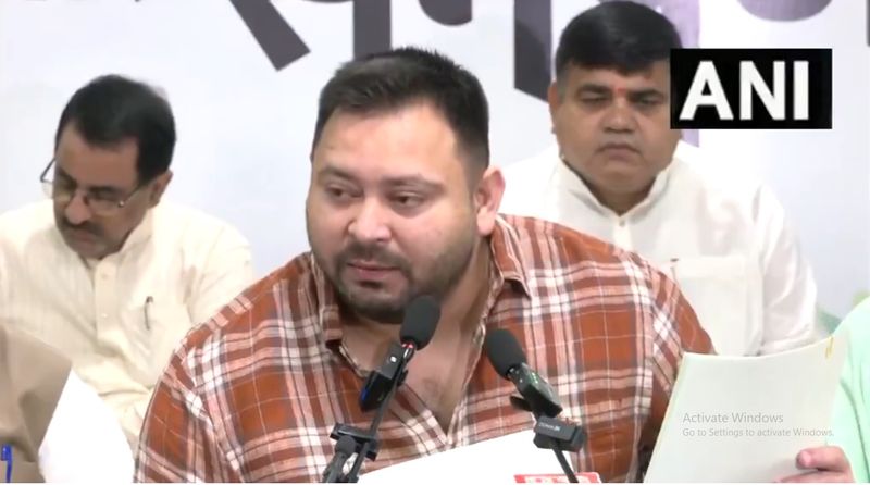 ਚੋਣ ਕਮਿਸ਼ਨ ਦੀ ‘ਮਿਲੀਭੁਗਤ’ ਨਾਲ ਵੋਟਾਂ ’ਤੇ ‘ਡਾਕਾ’ ਮਾਰ ਰਹੀ ਹੈ ਭਾਜਪਾ: ਤੇਜਸਵੀ ਯਾਦਵ