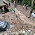 ਮੀਂਹ ਦਾ ਕਹਿਰ: ਹਿਮਾਚਲ ਪ੍ਰਦੇਸ਼ ਵਿਚ ਅਚਾਨਕ ਹੜ੍ਹ, 300 ਸੜਕਾਂ ਬੰਦ; ਦਿੱਲੀ ਵਿੱਚ ਪਾਣੀ ਭਰਿਆ