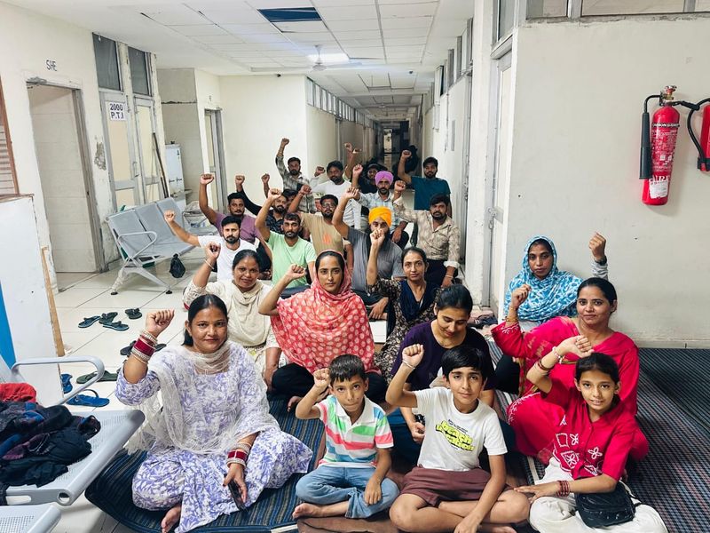 ਬੇਰੁਜ਼ਗਾਰ ਪੀਟੀਆਈ ਅਧਿਆਪਕਾਂ ਦਾ ਧਰਨਾ ਆਜ਼ਾਦੀ ਦਿਵਸ ਮੌਕੇ ਵੀ ਰਿਹਾ ਜਾਰੀ