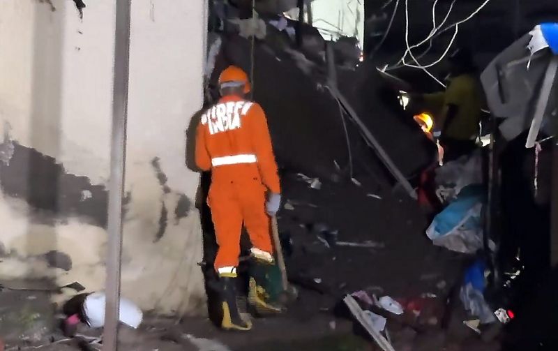 ਮਹਾਰਾਸ਼ਟਰ ਦੇ ਪਾਲਘਰ ’ਚ ਇਮਾਰਤ ਦਾ ਇਕ ਹਿੱਸਾ ਡਿੱਗਾ; ਦੋ ਮੌਤਾਂ, 9 ਜ਼ਖ਼ਮੀ