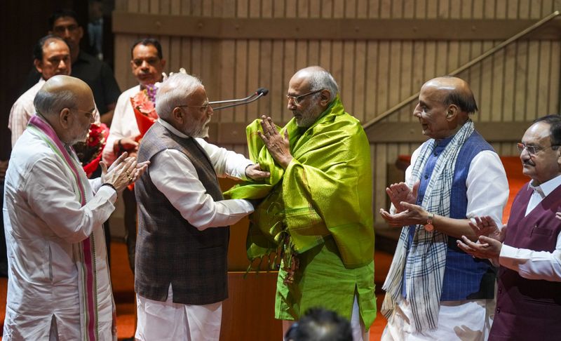 ਉਪ ਰਾਸ਼ਟਰਪਤੀ ਚੋਣ: ਪ੍ਰਧਾਨ ਮੰਤਰੀ ਮੋਦੀ ਵੱਲੋਂ ਰਾਧਾਕ੍ਰਿਸ਼ਨਨ ਦੇ ਨਾਮ ’ਤੇ ਸਰਬਸੰਮਤੀ ਬਣਾਉਣ ਦੀ ਅਪੀਲ