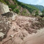 ਜੰਮੂ-ਕਸ਼ਮੀਰ: ਬੱਦਲ ਫਟਣ ਅਤੇ ਢਿੱਗਾਂ ਡਿੱਗਣ ਕਾਰਨ 10 ਦੀ ਮੌਤ ਦਾ ਖ਼ਦਸ਼ਾ