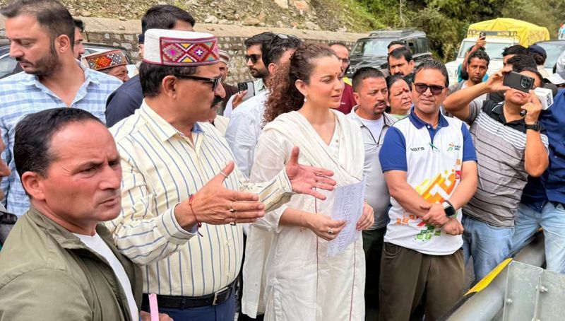 ਮੈਨੂੰ ਵੀ ਆਫ਼ਤ ਦੀ ਮਾਰ ਪਈ, ਮੇਰਾ ਰੈਸਟੋਰੈਂਟ ਦਿਨ ਦੇ 50 ਰੁਪਏ ਕਮਾ ਰਿਹੈ: ਕੰਗਨਾ