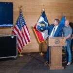 ਚਾਰਲੀ ਕਿਰਕ ਕਤਲ: ਜਾਂਚਕਰਤਾਵਾਂ ਨੂੰ ਹਥਿਆਰ ਮਿਲਿਆ, ਸ਼ੱਕੀ ਦੀਆਂ ਤਸਵੀਰਾਂ ਜਾਰੀ