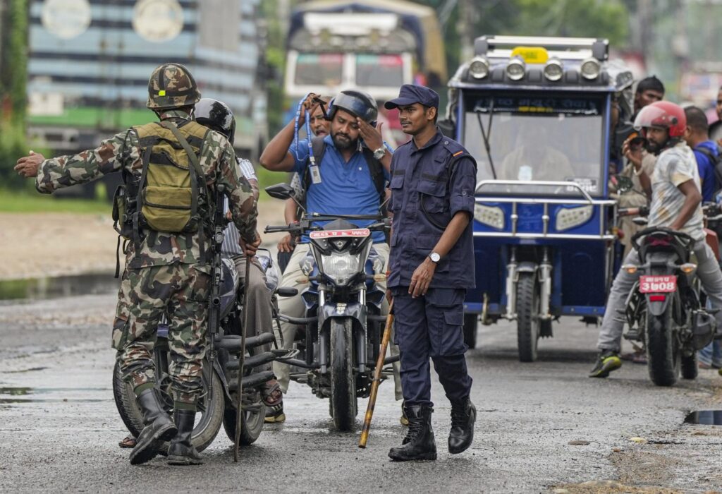 ਨੇਪਾਲ ’ਚ ਅੰਤਰਿਮ ਸਰਕਾਰ ਦੇ ਗਠਨ ਨੂੰ ਲੈ ਕੇ ਜਮੂਦ ਬਰਕਰਾਰ