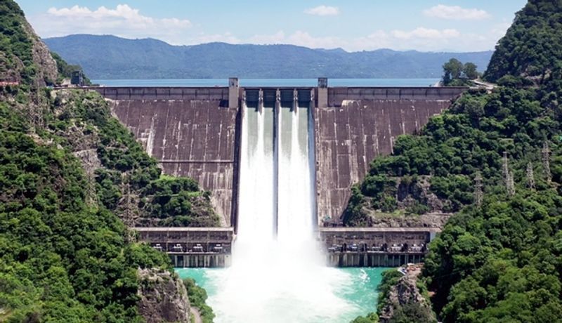 ਭਾਖੜਾ ਡੈਮ ਵਿੱਚੋਂ 5000 ਕਿਊਸਿਕ ਪਾਣੀ ਛੱਡਿਆ