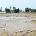 ਹੜ੍ਹਾਂ ਕਾਰਨ ਜ਼ਮੀਨਾਂ ਦੀ ਨਿਸ਼ਾਨਦੇਹੀ ਮਿਟੀ: ਪ੍ਰੇਸ਼ਾਨ ਕਿਸਾਨ, ਬੇਖ਼ਬਰ ਆਸਮਾਨ…