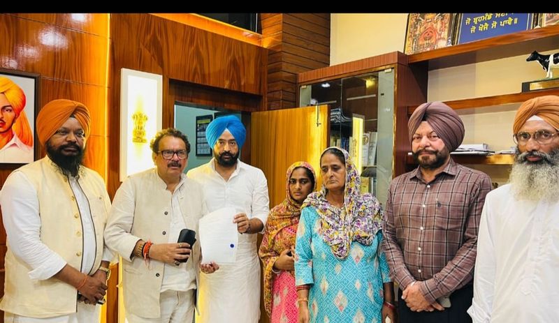 ਰੂਸ ਫ਼ਸੇ ਨੌਜਵਾਨ ਦਾ ਮੁੱਦਾ ਕੇਂਦਰੀ ਮੰਤਰੀ ਕੋਲ ਚੁੱਕਿਆ