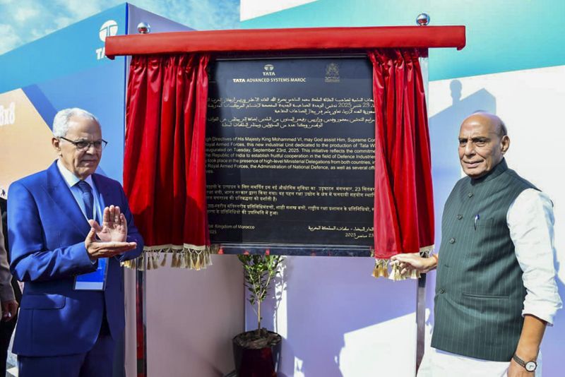 ਰਾਜਨਾਥ ਵੱਲੋਂ ਟਾਟਾ ਰੱਖਿਆ ਨਿਰਮਾਣ ਪਲਾਂਟ ਦਾ ਉਦਘਾਟਨ