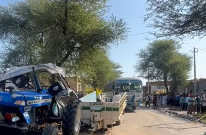 ਸੜਕ ਹਾਦਸੇ ਵਿੱਚ ਤਿੰਨ ਦੀ ਮੌਤ, 10 ਜ਼ਖਮੀਂ