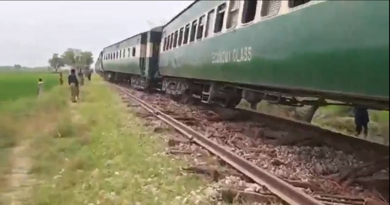 ਪਾਕਿਸਤਾਨ: ਰੇਲਵੇ ਟਰੈਕ ’ਤੇ ਧਮਾਕੇ ਕਾਰਨ ਜਾਫ਼ਰ ਐਕਸਪ੍ਰੈਸ ਲੀਹ ਤੋਂ ਉਤਰੀ, ਕਈ ਜ਼ਖਮੀ