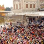 ਗੁਰੂ ਰਾਮਦਾਸ ਜੀ ਦੇ ਪ੍ਰਕਾਸ਼ ਪੁਰਬ ਮੌਕੇ ਵੱਡੀ ਗਿਣਤੀ ਸੰਗਤ ਹਰਿਮੰਦਰ ਸਾਹਿਬ ਵਿਖੇ ਨਤਮਸਤਕ ਹੋਈ