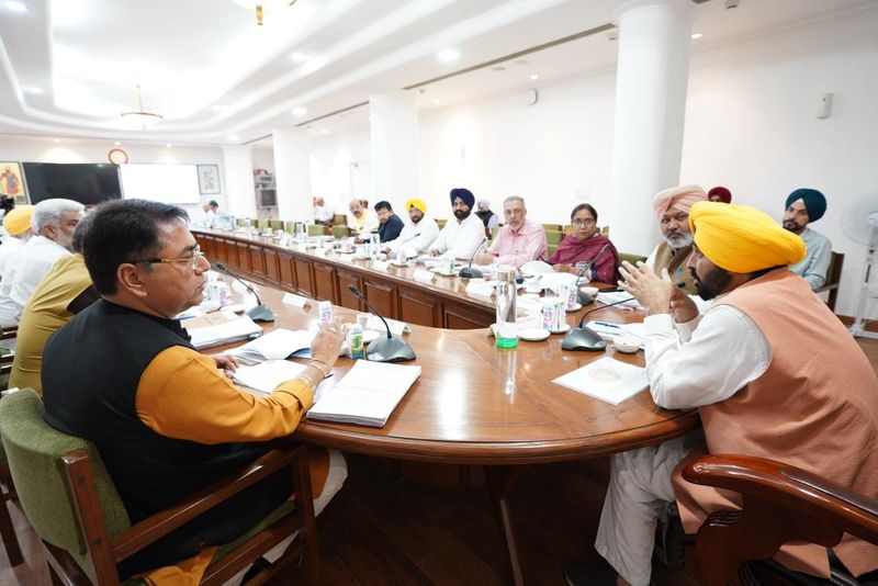 ਦਰਿਆਵਾਂ ’ਚੋਂ ਰੇਤਾ ਕੱਢਣ ਨੂੰ ਹਰੀ ਝੰਡੀ