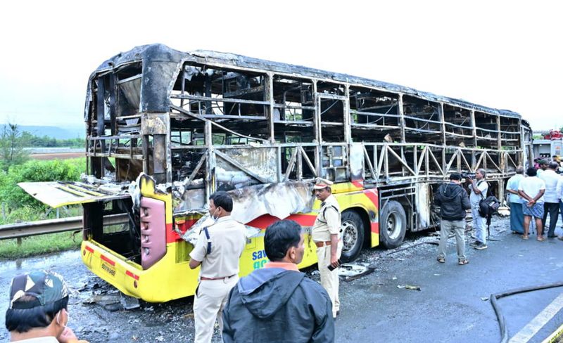 Bus Accident: ਆਂਧਰਾ ਪ੍ਰਦੇਸ਼: ਬੰਗਲੁਰੂ ਜਾ ਰਹੀ ਪ੍ਰਾਈਵੇਟ ਬੱਸ ਨੂੰ ਅੱਗ ਲੱਗਣ ਕਾਰਨ 20 ਮੌਤਾਂ