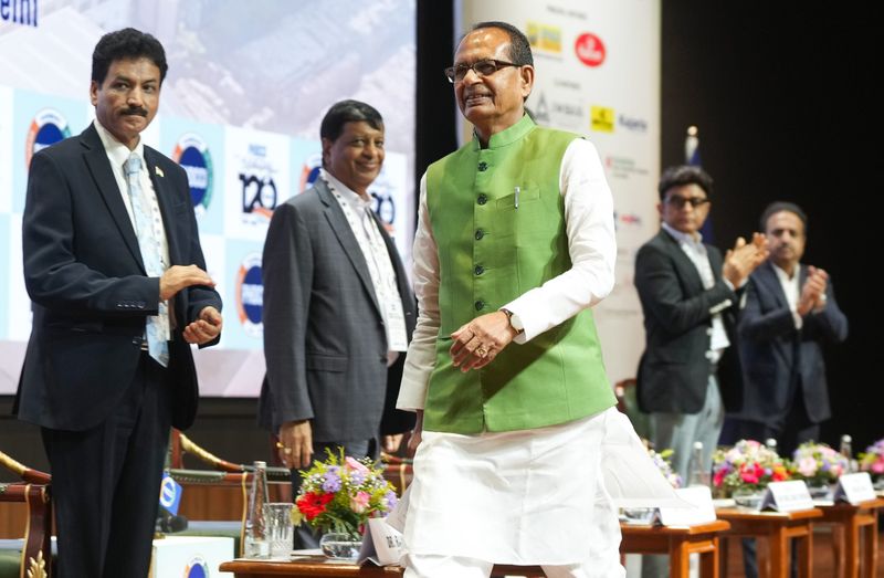 ਕੌਮੀ ਹਿੱਤਾਂ ਨਾਲ ਸਮਝੌਤਾ ਨਹੀਂ ਕਰੇਗਾ ਭਾਰਤ: ਚੌਹਾਨ