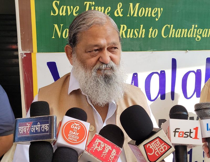 ਅਮਰੀਕਾ ਵੱਲੋਂ ਡਿਪੋਰਟ ਕੀਤੇ ਜਵਾਨਾਂ ਨਾਲ ਕੀਤਾ ਵਤੀਰਾ ਅਣਮਨੁੱਖੀ: ਅਨਿੱਲ ਵਿੱਜ