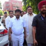 ਅਠਾਵਲੇ ਵੱਲੋਂ ਡੀ ਜੀ ਪੀ ਤੇ ਐੱਸ ਪੀ ਨੂੰ ਗ੍ਰਿਫ਼ਤਾਰ ਕਰਨ ਦੀ ਹਮਾਇਤ