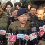 ਸਾਬਕਾ ਫੌਜੀ ਵੱਲੋਂ ਪਤਨੀ ਅਤੇ ਸੱਸ ਨੂੰ ਗੋਲੀ ਮਾਰਨ ਉਪਰੰਤ ਆਤਮਹੱਤਿਆ