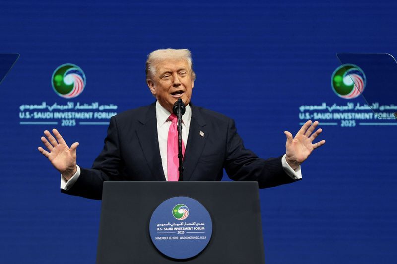 ਹੁਨਰਮੰਦ ਪਰਵਾਸੀਆਂ ਦਾ ਅਮਰੀਕਾ ਵਿਚ ਸਵਾਗਤ…ਬਸ਼ਰਤੇ ਉਹ ਅਮਰੀਕੀ ਕਾਮਿਆਂ ਨੂੰ ਪੇਚੀਦਾ ਉਤਪਾਦ ਬਣਾਉਣੇ ਸਿਖਾਉਣ: ਟਰੰਪ