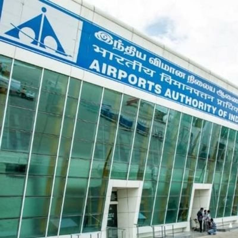 ਕੋਇੰਬਟੂਰ ਹਵਾਈ ਅੱਡੇ ਨੇੜੇ ਕਾਲਜ ਵਿਦਿਆਰਥਣ ਨਾਲ ਜਿਨਸੀ ਦੁਰਾਚਾਰ ਮਾਮਲੇ ’ਚ ਤਿੰਨ ਗ੍ਰਿਫ਼ਤਾਰ