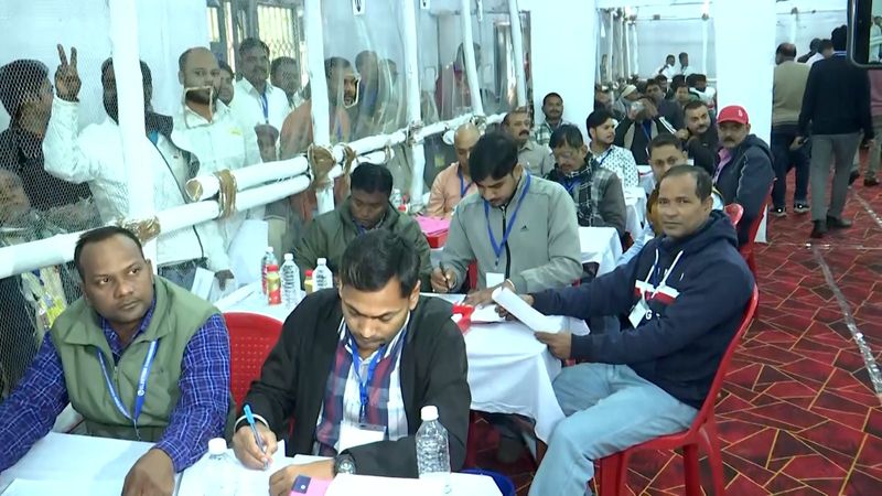 Bihar Election Results LIVE: ਐੱਨਡੀਏ ਵੱਡੀ ਜਿੱਤ ਵੱਲ ਵਧਿਆ, ਜੇਡੀਯੂ ਸਭ ਤੋਂ ਵੱਡੀ ਪਾਰਟੀ ਵਜੋਂ ਉਭਰੀ