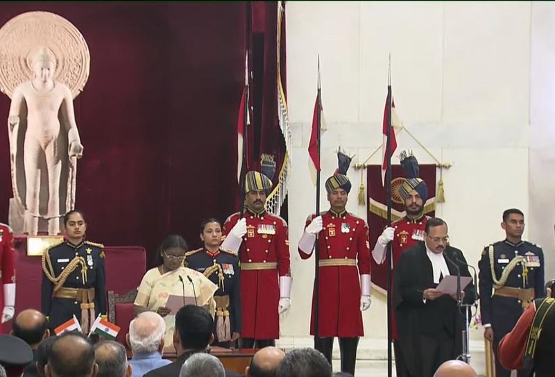 ਜਸਟਿਸ ਸੂਰਿਆ ਕਾਂਤ ਨੇ 53ਵੇਂ ਸੀਜੇਆਈ ਵਜੋਂ ਹਲਫ਼ ਲਿਆ