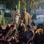 ਟਰਾਲੀ ਚੋਰੀ ਮਾਮਲਾ: ਈਓ ਦੀ ਕੋਠੀ ਬਾਹਰ ਲਗਾਤਾਰ ਪਹਿਰੇ ’ਤੇ ਡਟੇ ਕਿਸਾਨ