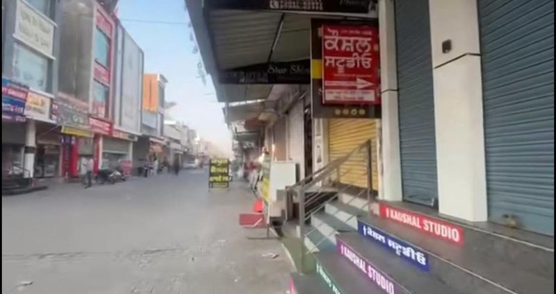 ਤਪਾ ਮੰਡੀ: ਲੁੱਟ ਦੀਆਂ ਘਟਨਾਵਾਂ ਤੋਂ ਅੱਕੇ ਵਪਾਰੀਆਂ ਵੱਲੋਂ ਬਾਜ਼ਾਰ ਬੰਦ, ਰੋਸ ਪ੍ਰਦਰਸ਼ਨ