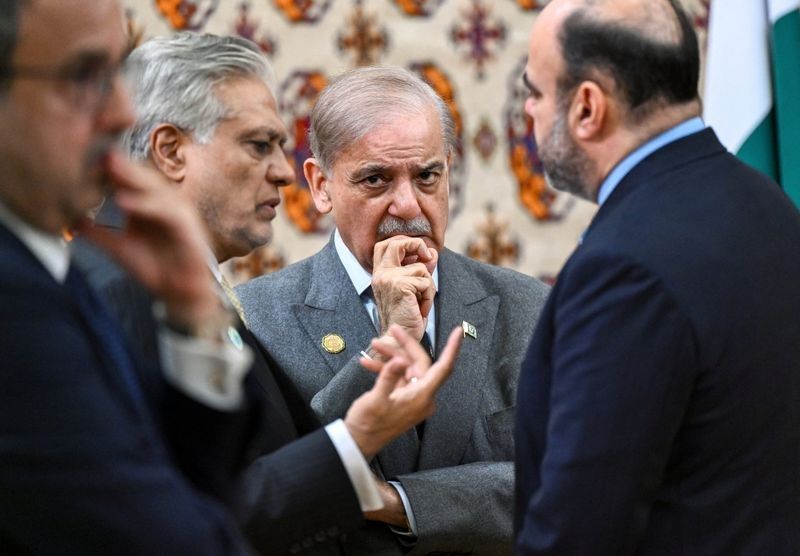 ਪੂਤਿਨ ਦੀ ਮੀਟਿੰਗ ’ਚ ਜਬਰੀ ਦਾਖਲ ਹੋਏ ਪਾਕਿਸਤਾਨੀ ਪ੍ਰਧਾਨ ਮੰਤਰੀ