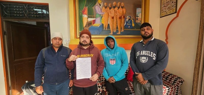 ਵੀਡੀਓ: ਰੂਸੀ ਫੌਜ ਵਿੱਚ ਭਰਤੀ ਹੋਏ ਤਿੰਨ ਪੰਜਾਬੀਆਂ ਸਣੇ 10 ਭਾਰਤੀਆਂ ਦੀ ਮੌਤ; ਚਾਰ ਹਾਲੇ ਵੀ ਲਾਪਤਾ