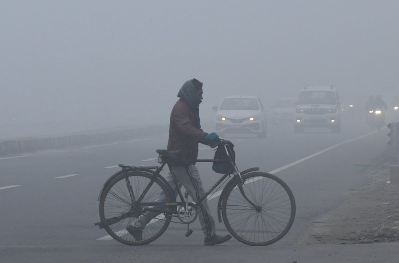 ਉੱਤਰੀ ਭਾਰਤ ਵਿੱਚ ਠੰਢ ਵਧੀ; ਕਸ਼ਮੀਰ ’ਚ ਤਾਪਮਾਨ ਮਨਫੀ ਤੋਂ ਹੇਠਾਂ