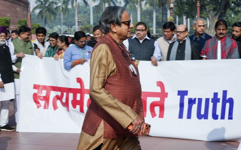 ਈਡੀ ਦੀ ਦੁਰਵਰਤੋਂ ਵਿਰੁੱਧ ਕਾਂਗਰਸ ਦੇ ਸੰਸਦ ਮੈਂਬਰਾਂ ਵੱਲੋਂ ਪ੍ਰਦਰਸ਼ਨ