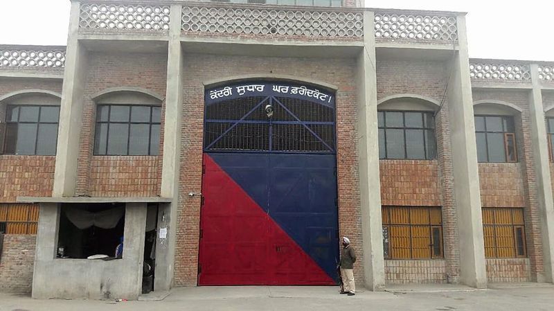 ਫ਼ਰੀਦਕੋਟ ਕੇਂਦਰੀ ਜੇਲ੍ਹ ’ਚੋਂ ਮੋਬਾਈਲ ਬਰਾਮਦ, ਚਾਰ ਕੈਦੀਆਂ ਖਿਲਾਫ਼ ਕੇਸ ਦਰਜ